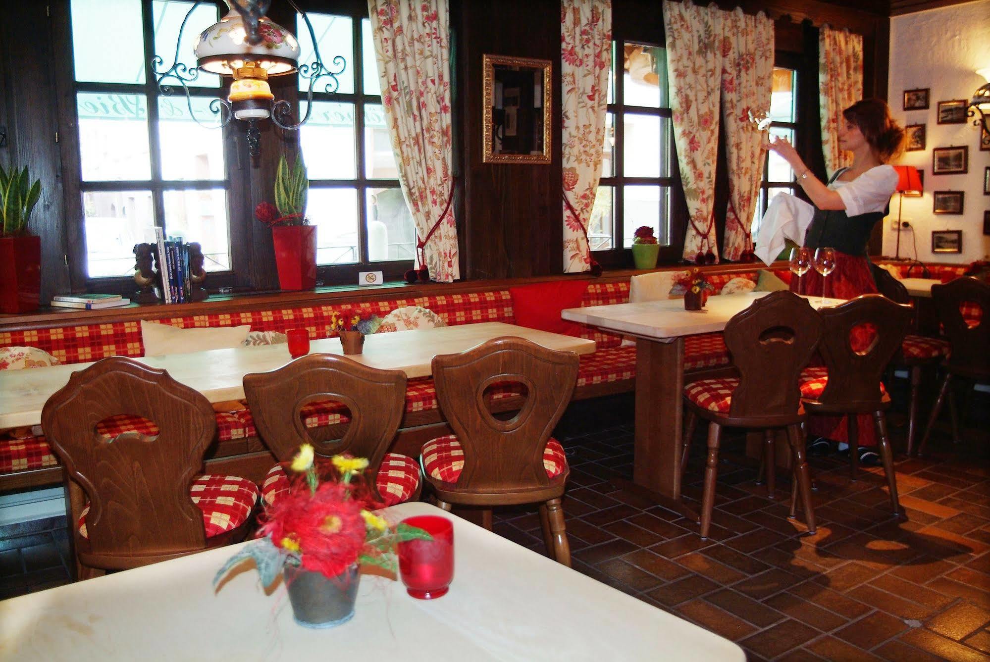 Ringhotel Boemers Mosel Landhotel Alf Bagian luar foto