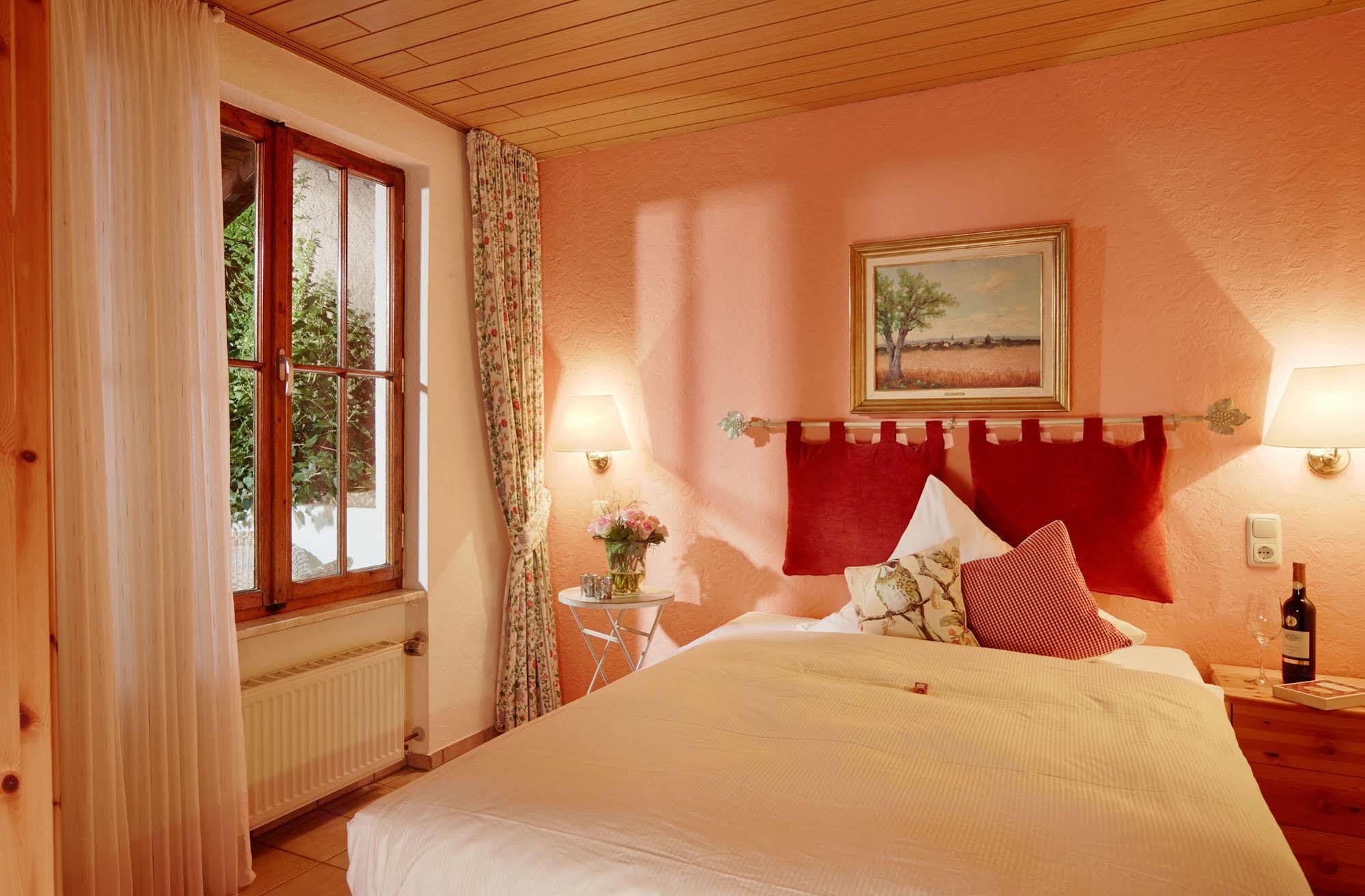Ringhotel Boemers Mosel Landhotel Alf Bagian luar foto